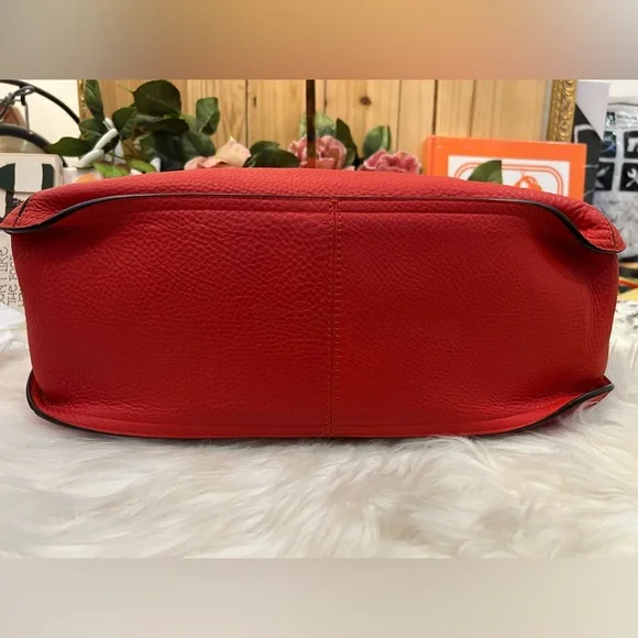 MCM Whipstitch Trim Leather Crossbody Bag with removable and adjustable strap. - Picture 8 of 13